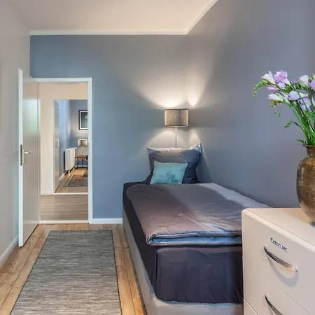 The Paul Ii - Stylish & 3 Bedroom Apartment, Group & Family Friendly, 4- 6 Guests Apartman Berlin