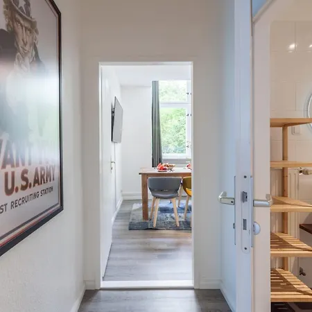 The Paul Ii - Stylish & 3 Bedroom Apartment, Group & Family Friendly, 4- 6 Guests * Berlín