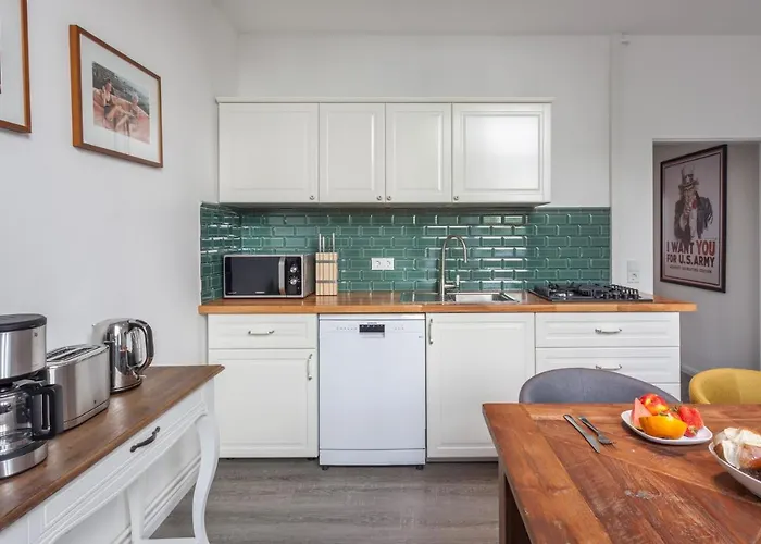 The Paul Ii - Stylish & 3 Bedroom Apartment, Group & Family Friendly, 4- 6 Guests Lägenhet Berlin