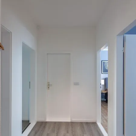 Daire The Paul Ii - Stylish & 3 Bedroom Apartment, Group & Family Friendly, 4- 6 Guests *